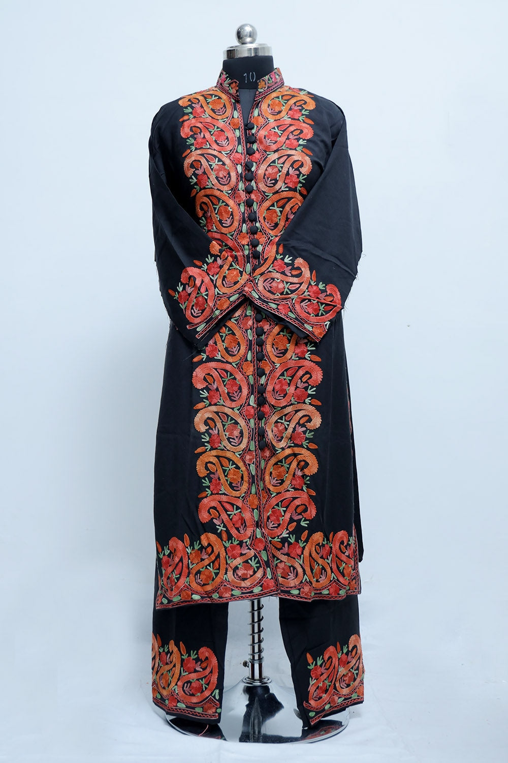 Kashmiri embroidery discount designer suits