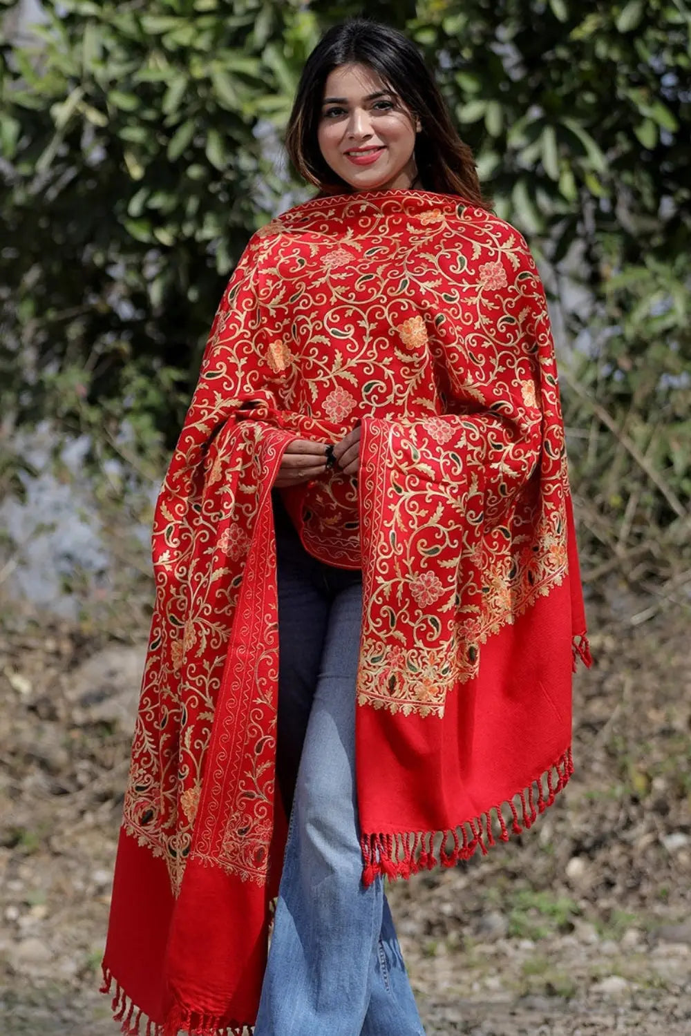 Kashmiri Aari Work Shawls Kashmirvilla 