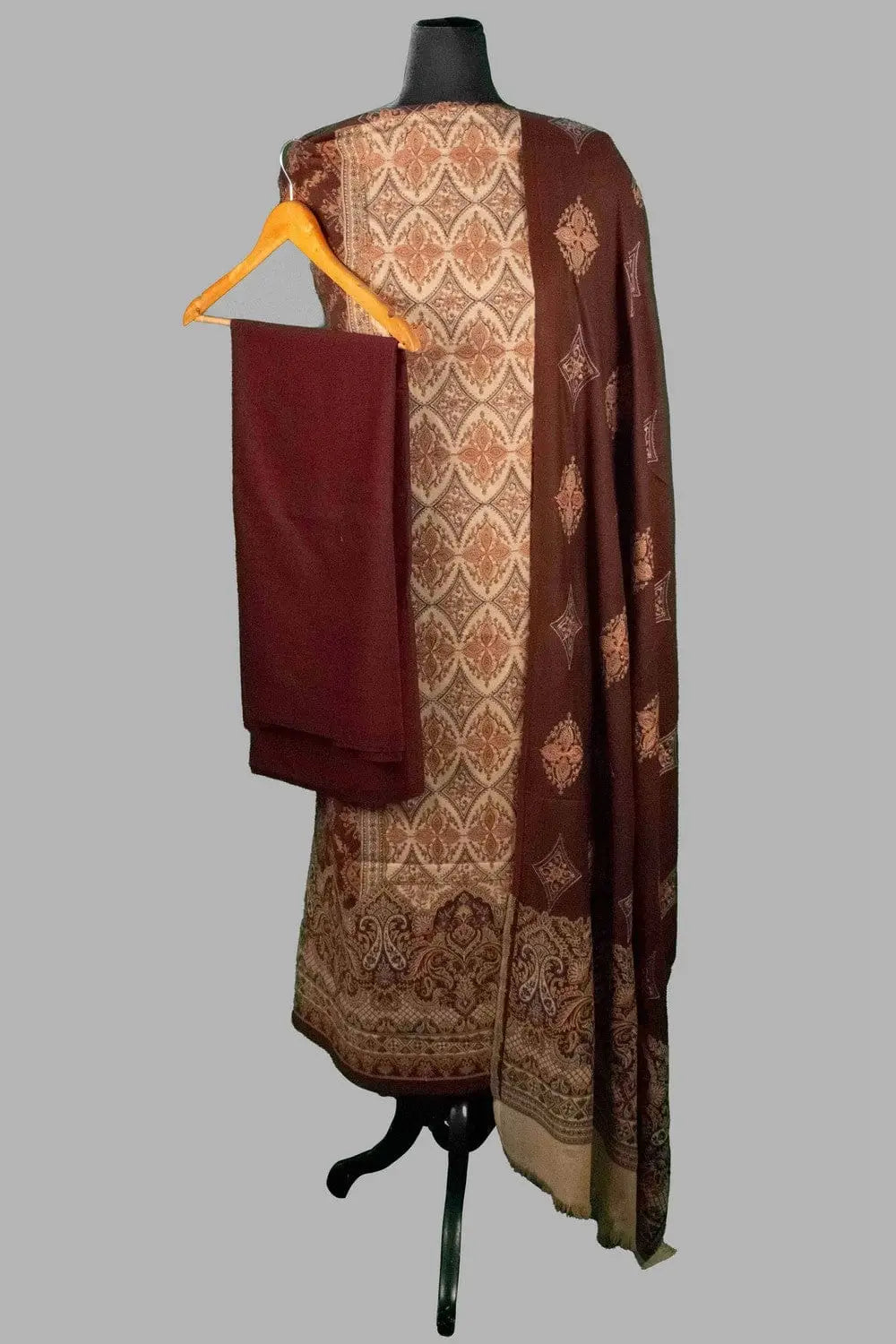 Woolen Kani Handwork Suit Fabric