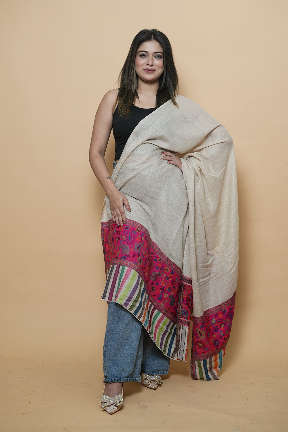 Beige Colour Kani Shawl With Style Bold And Dense Border