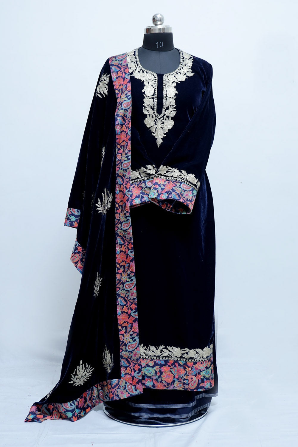 Emaan Adeel Makhmal Velvet Edition | MK-04 - Buy Online