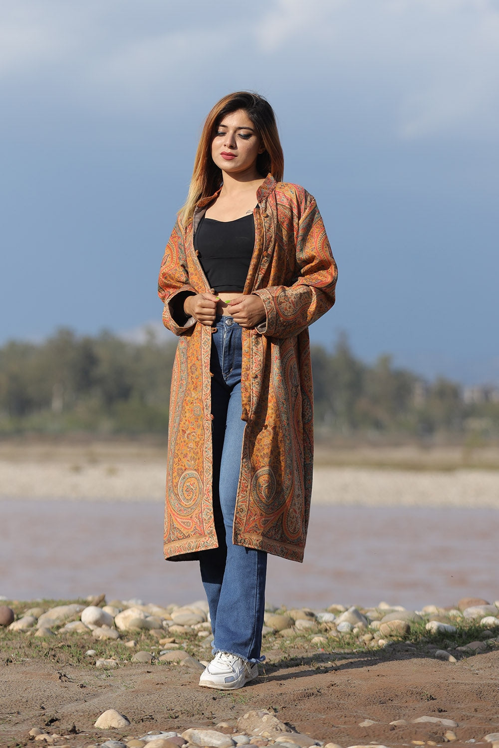 Buy Beautiful Vintage Eastern Indian Kashmiri Woolen Embroidery /boho  Kashmir Blue Woolen Jacket / Light Weight Wool / Girl's Open Jacket Online  in India - Etsy